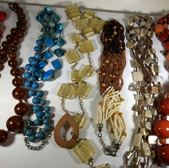 Unbranded Jewelry - Bead Necklace Lot